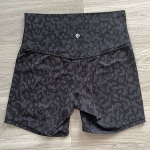 lululemon Align™ Short 6" Size 8